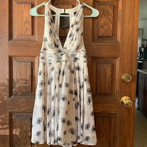 Dandelion Printed Plunge Neck - Kimchi Blue - Size 4